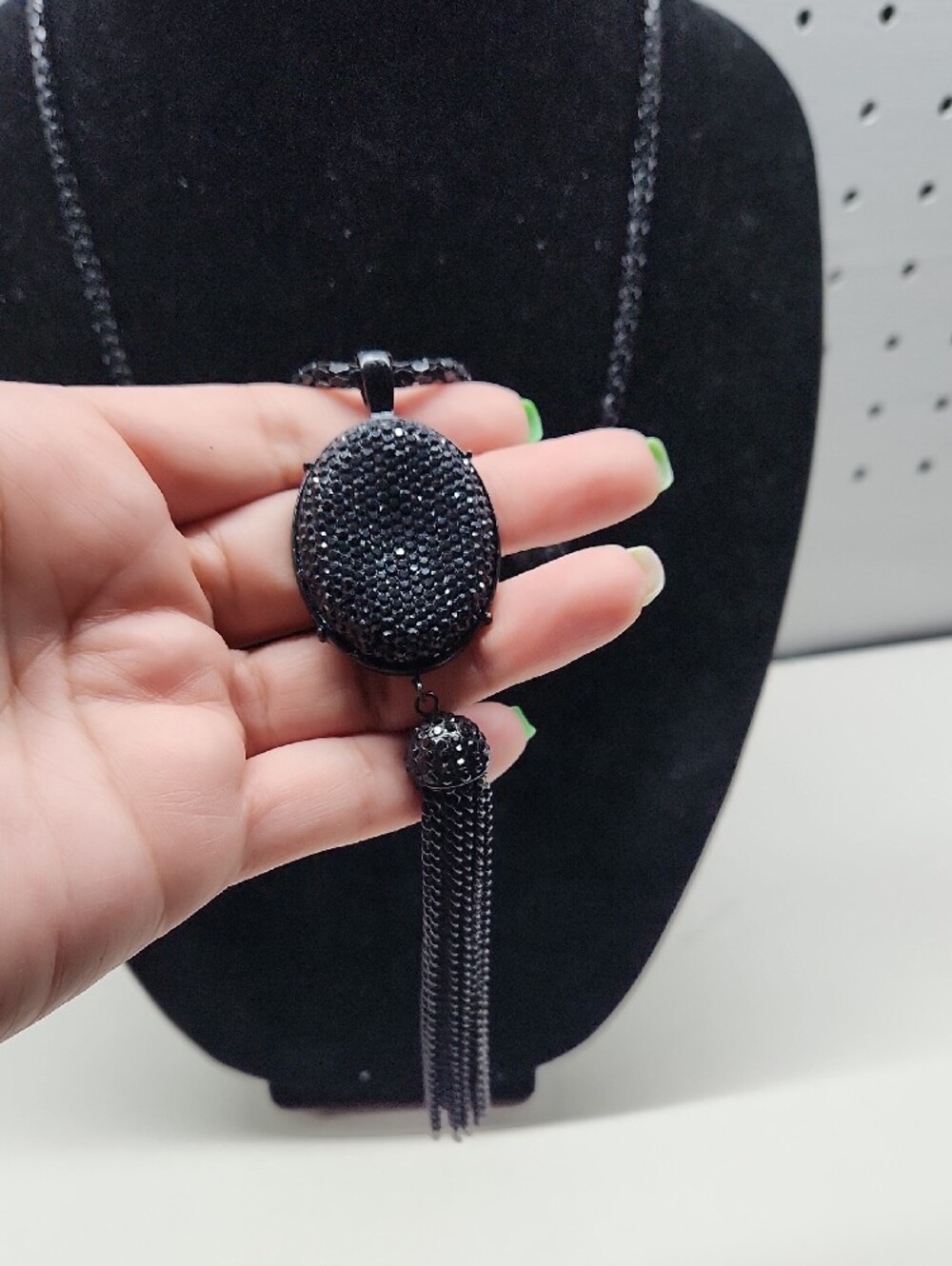 Unbranded Necklace Bundle - Picture 4 of 8